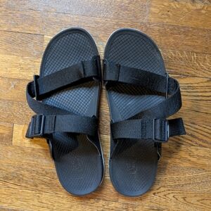 Black Chaco Lowdown Sandal Slide